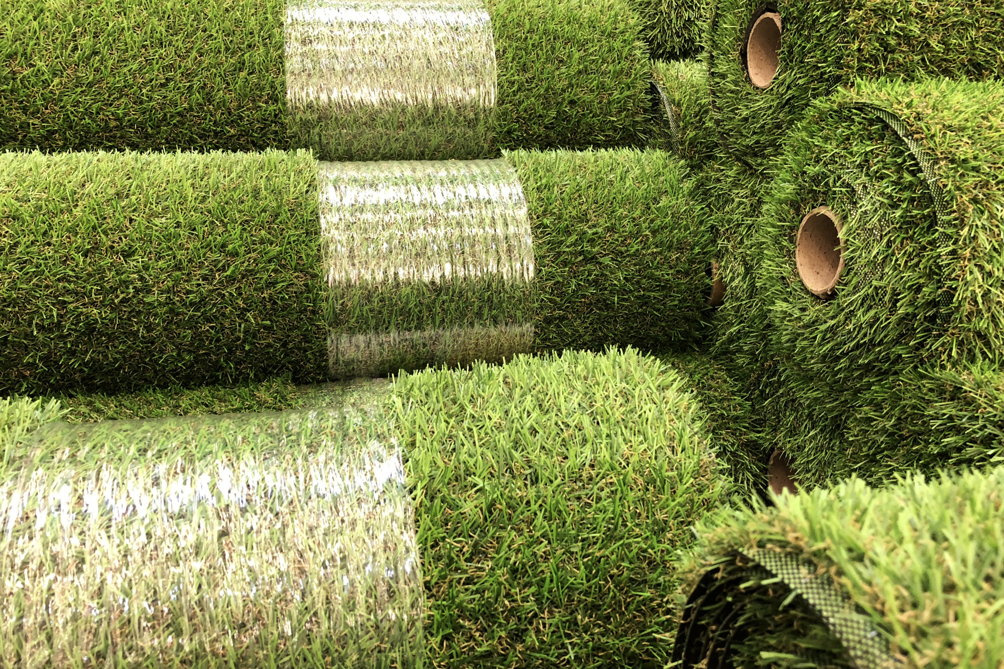 What's the Difference Between Artificial Grass and AstroTurf in Calgary?
